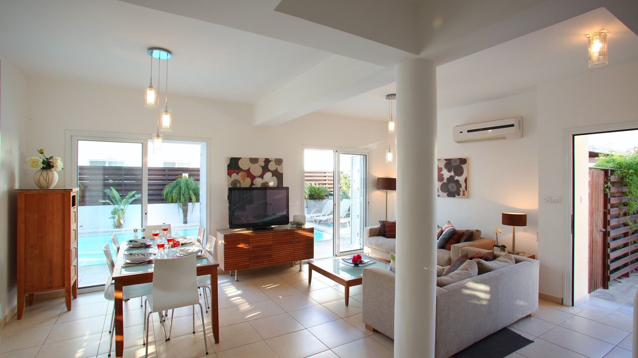 Photo of Livingroom in Cape Greko