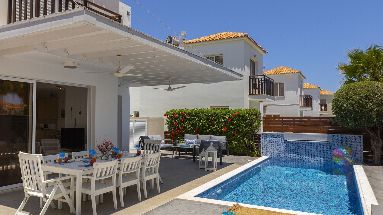 Photo of Outdoor in Pernera