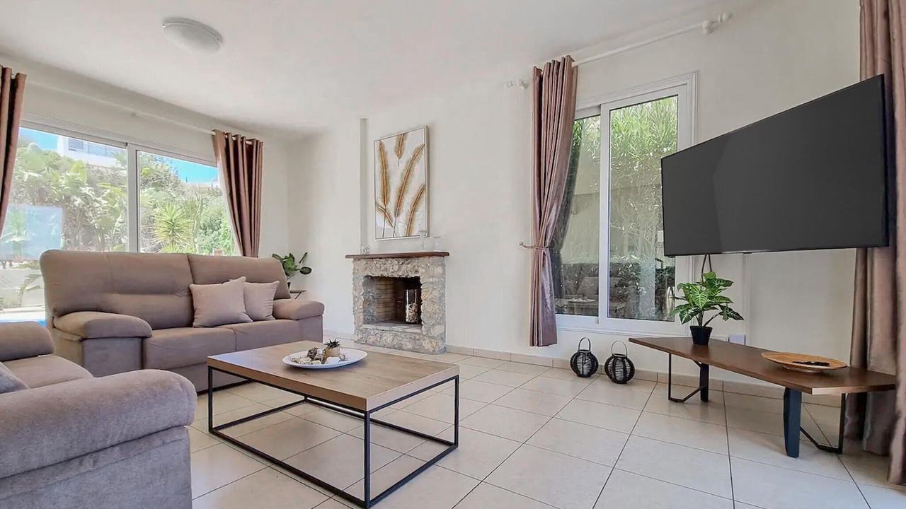 Photo of Bedroom in Latchi