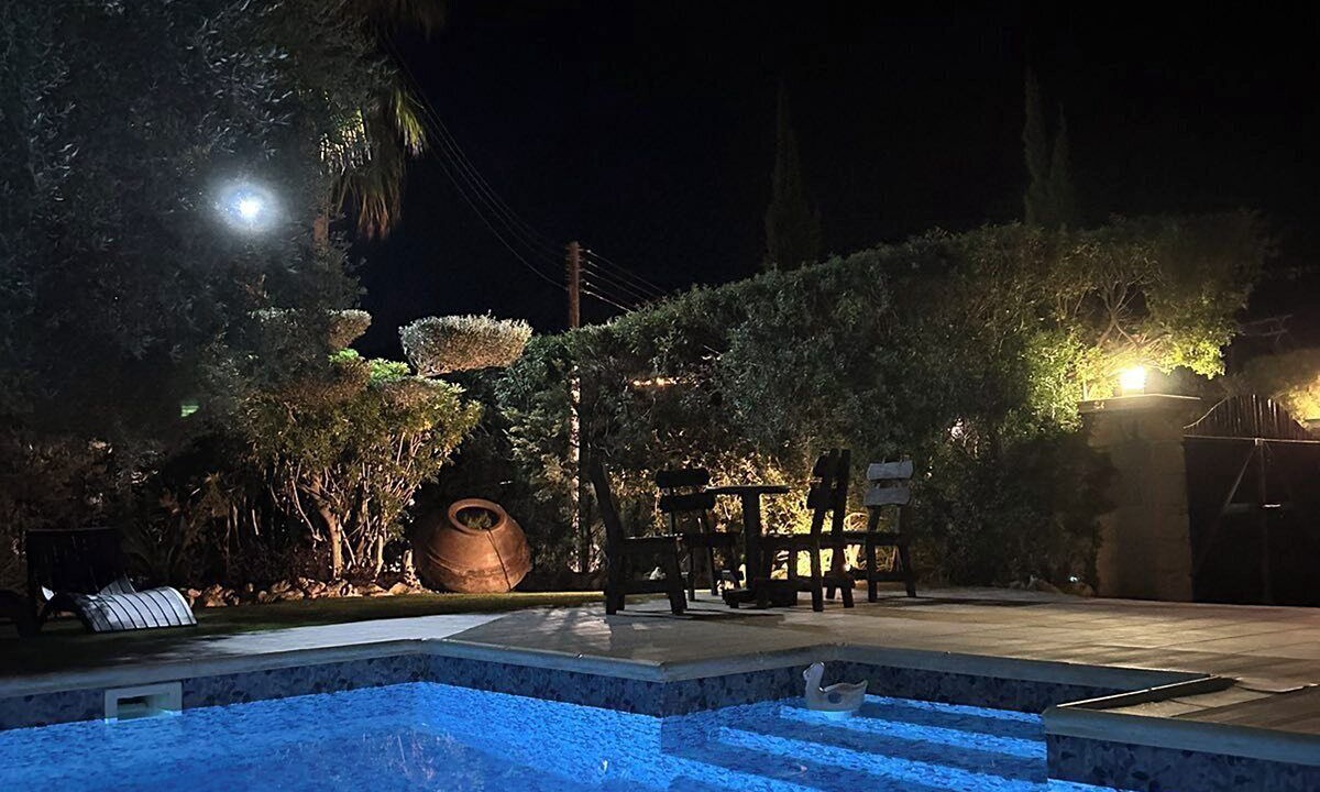 Photo of Outdoor in Miliou