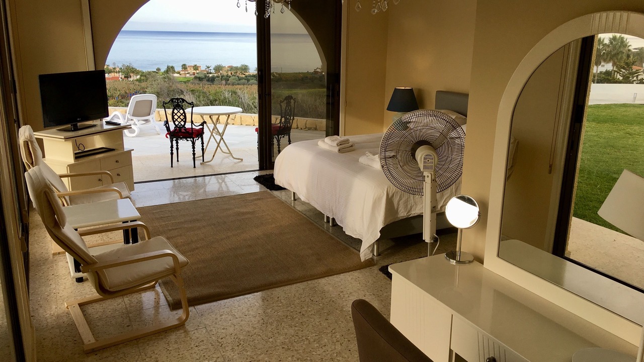 Photo of Bedroom in Sea Caves