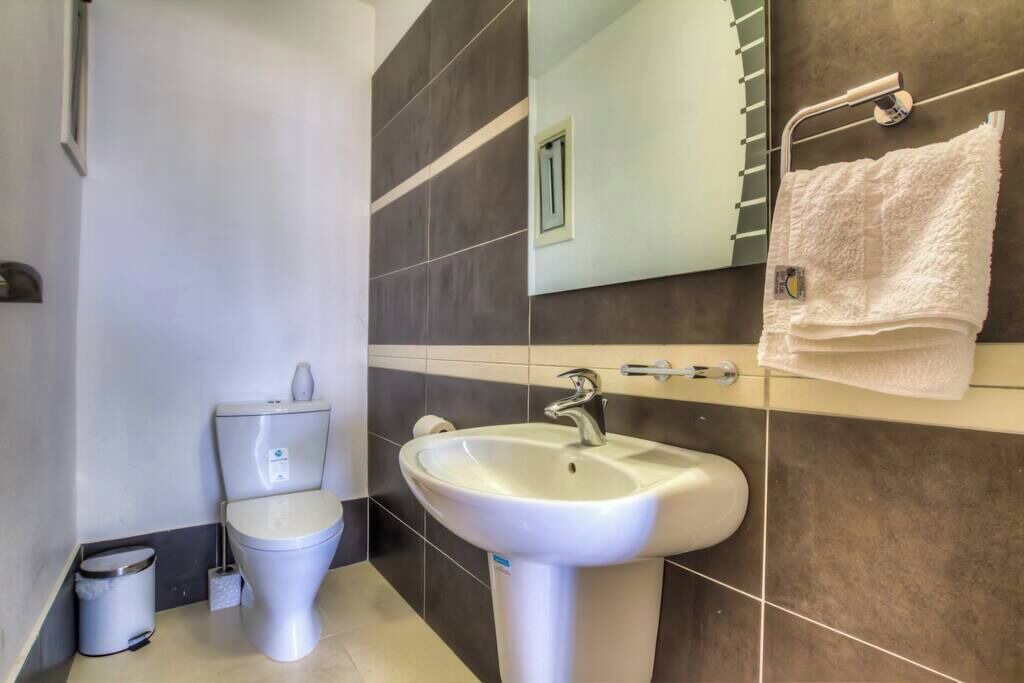 Photo of Bathroom in Paralimni