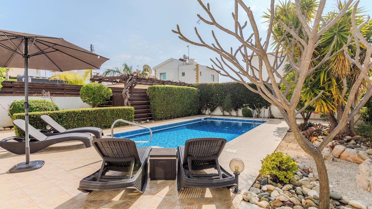 Photo of Outdoor in Peyia Town