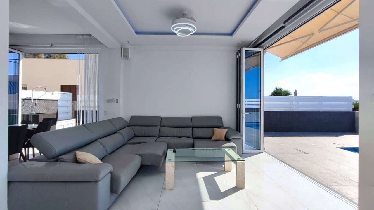 Photo of Livingroom in Pegeia