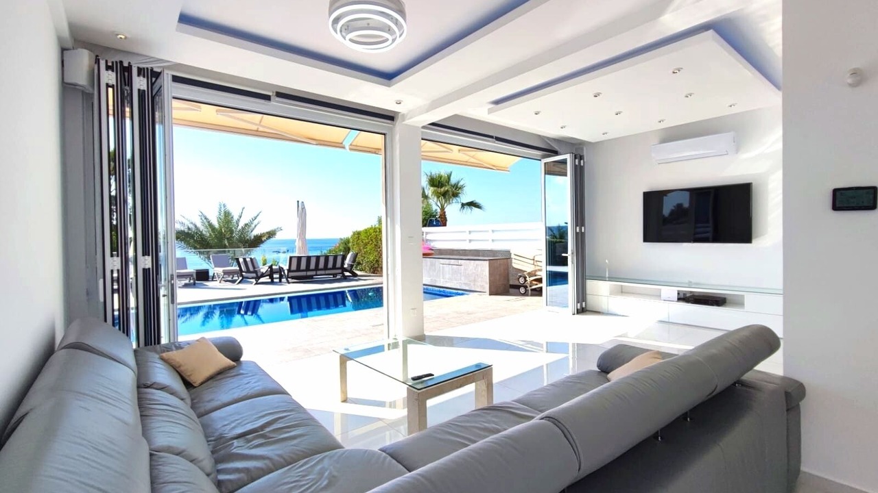 Photo of Livingroom in Pegeia