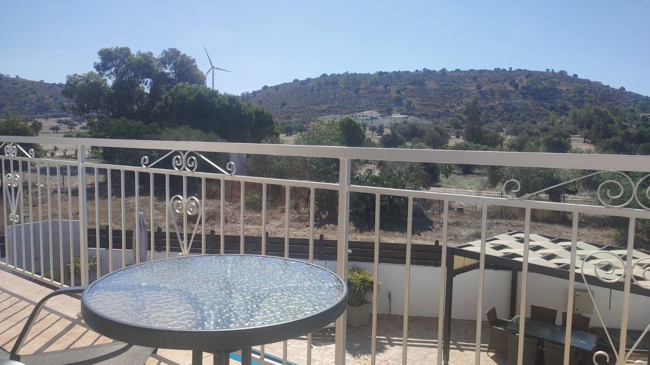 Photo of Patio Balcony in Alethriko
