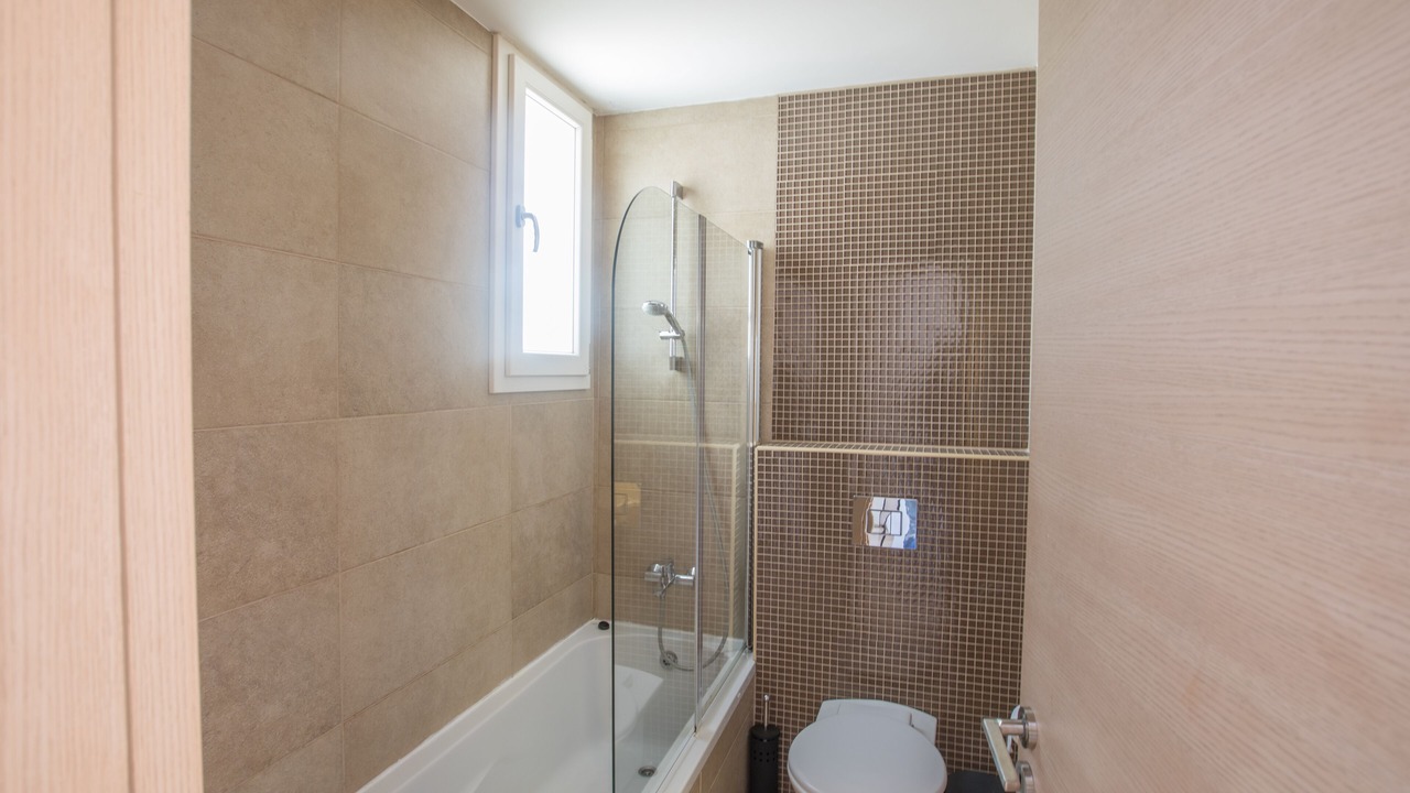 Photo of Bathroom in Pernera