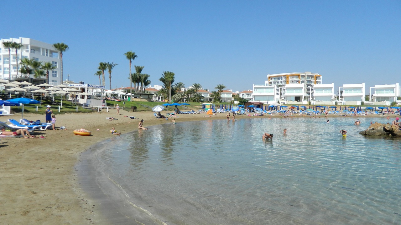 Photo of Others in Pernera