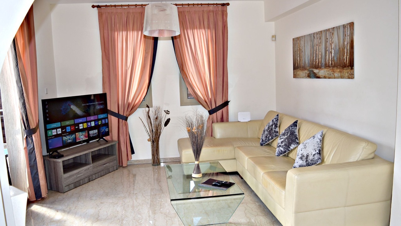 Photo of Livingroom in Polis