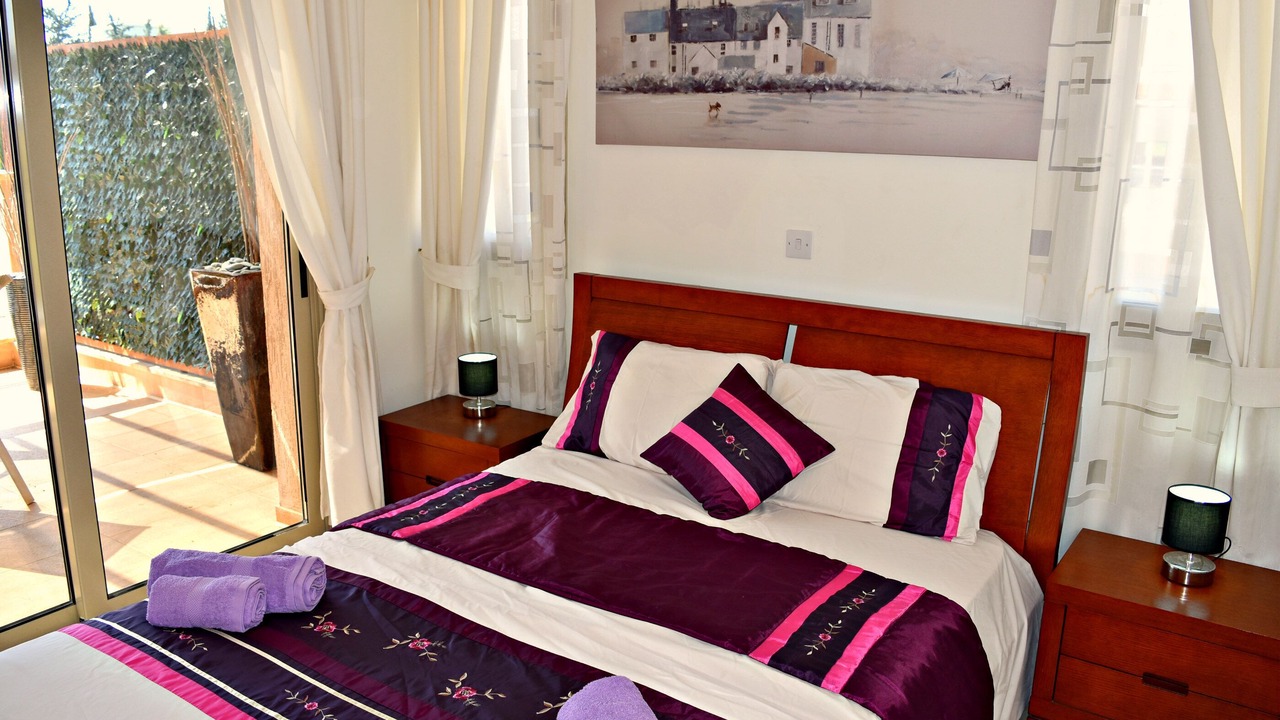 Photo of Bedroom in Polis