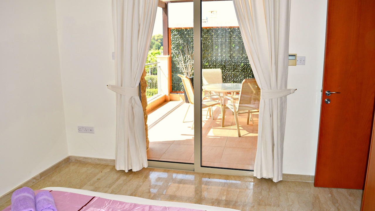 Photo of Bedroom in Polis