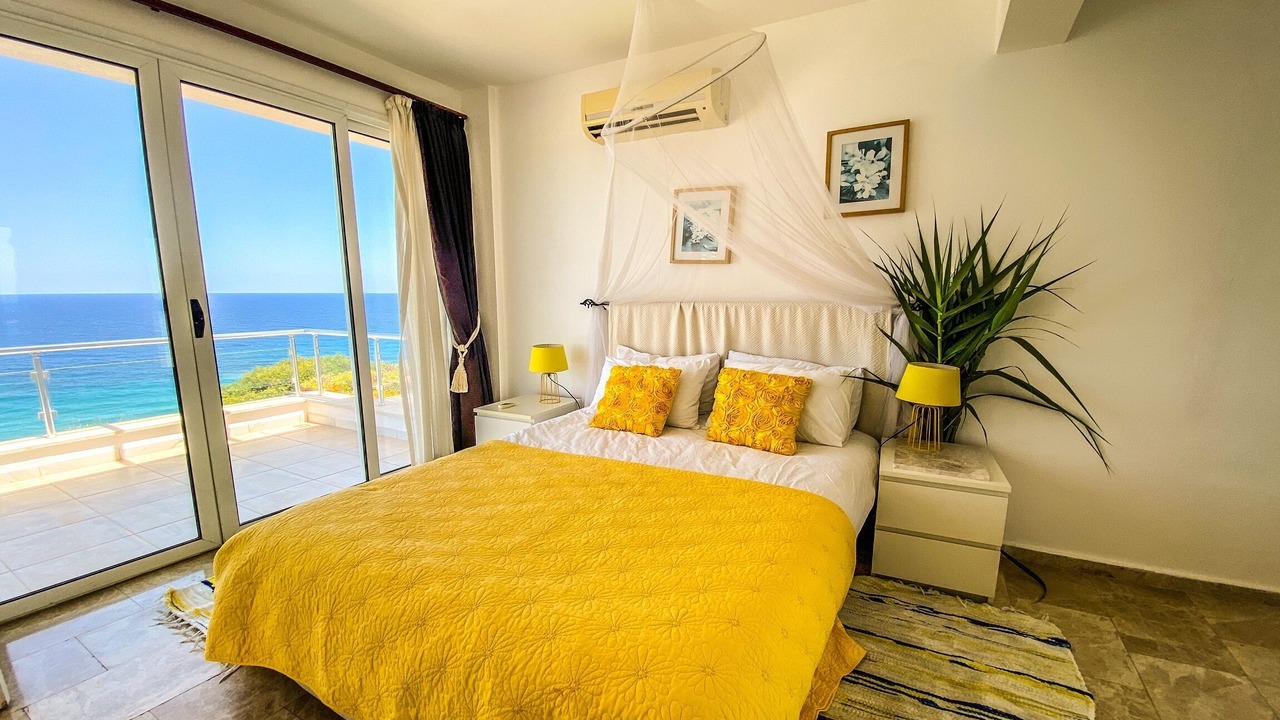 Photo of Bedroom in Esentepe
