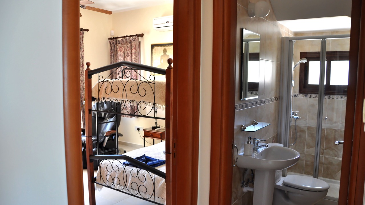 Photo of Bathroom in Latchi