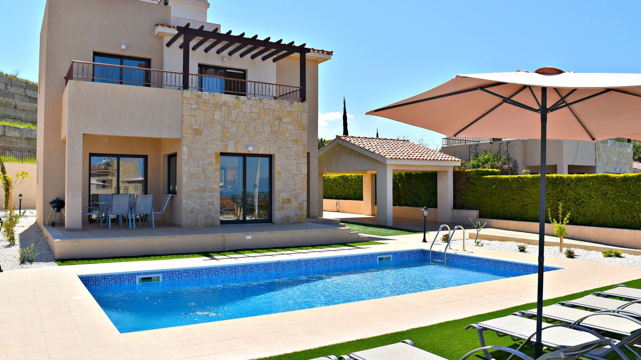 Photo of Outdoor in Latsi
