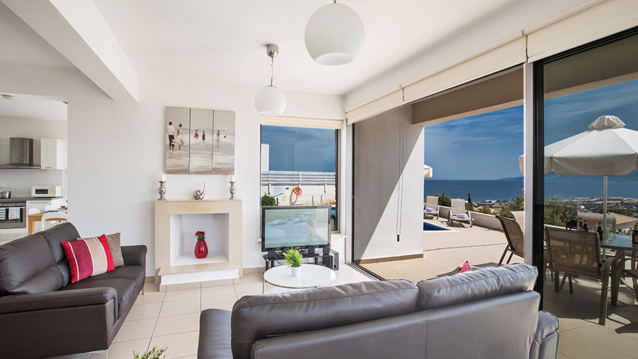 Photo of Livingroom in Latchi