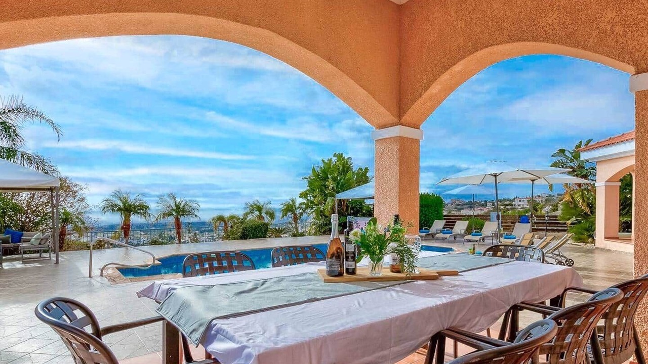 Photo of Outdoor in Peyia Town