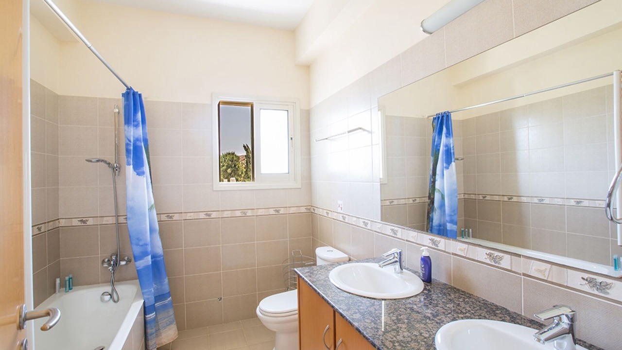 Photo of Bathroom in Protaras