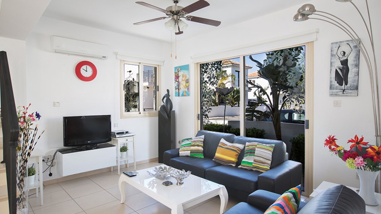 Photo of Livingroom in Pernera