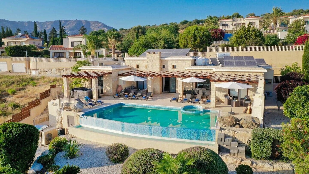 Photo of Outdoor in Peyia Town