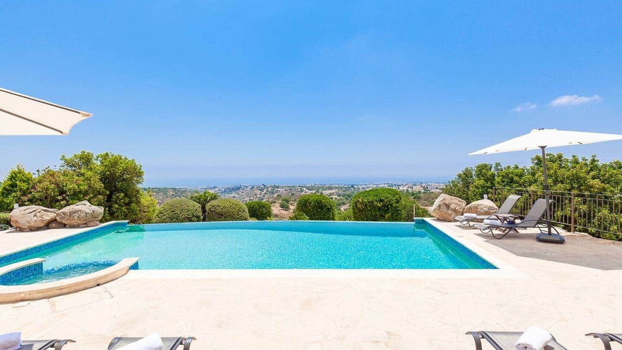 Photo of Outdoor in Peyia Town