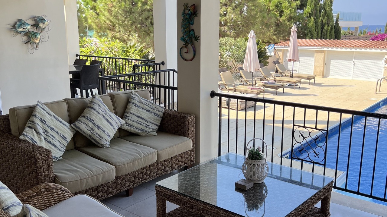 Photo of Livingroom in Sea Caves