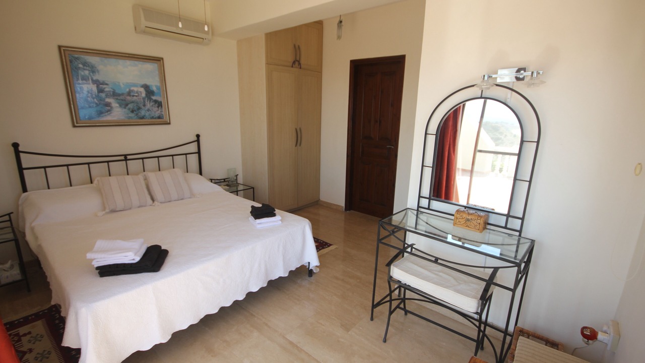 Photo of Bedroom in Esentepe
