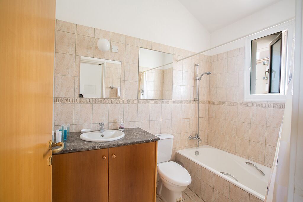 Photo of Bathroom in Pernera