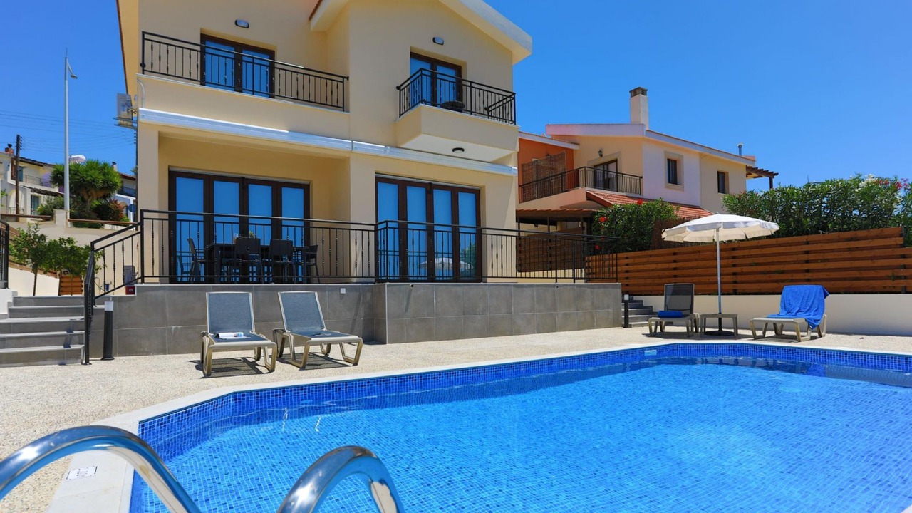 Photo of Outdoor in Meladeia