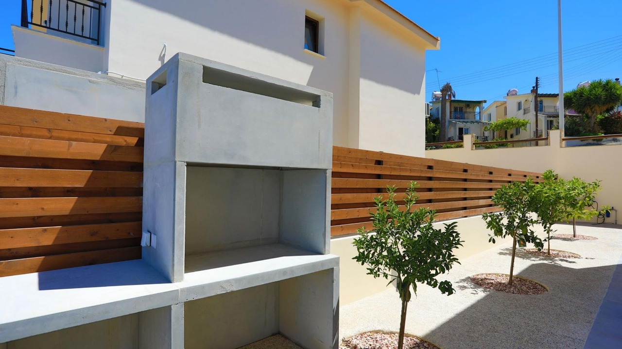 Photo of Outdoor in Meladeia