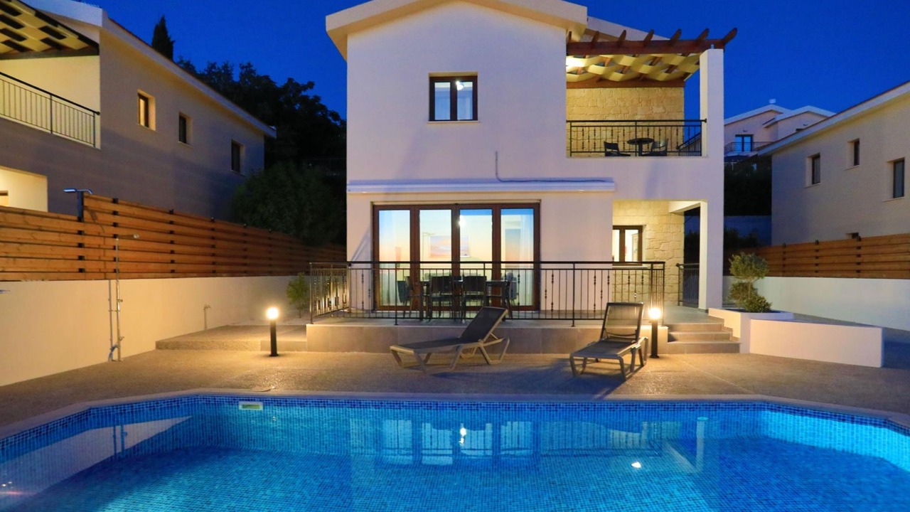 Photo of Outdoor in Meladeia