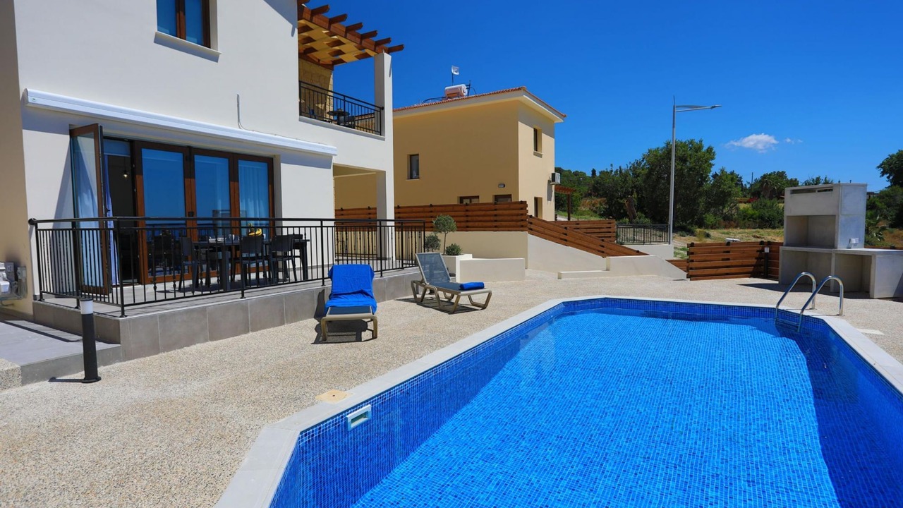 Photo of Outdoor in Meladeia