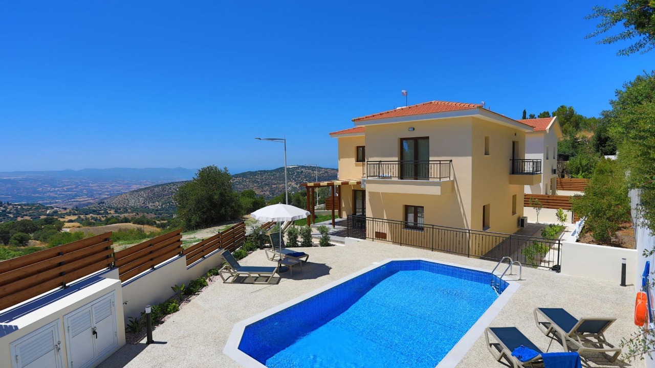 Photo of Outdoor in Meladeia