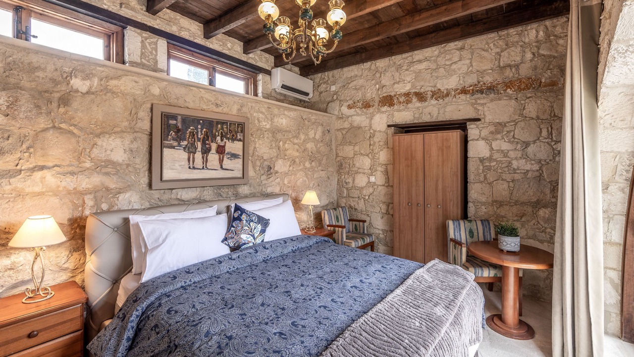 Photo of Bedroom in Pano Arodhes
