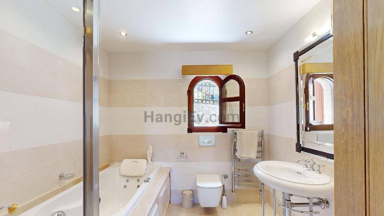Photo of Bathroom in Kyrenia District