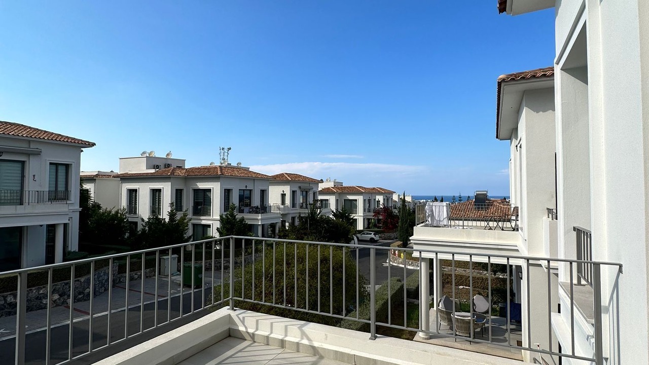 Photo of Patio Balcony in Karavas