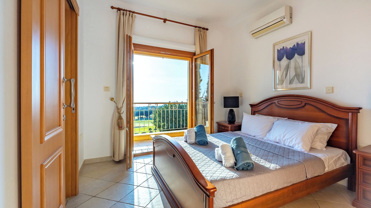 Photo of Bedroom in Aphrodite Hills