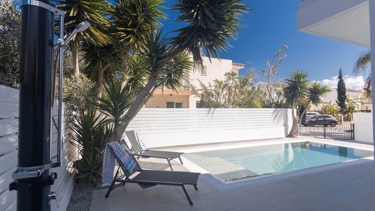 Photo of Outdoor in Pernera