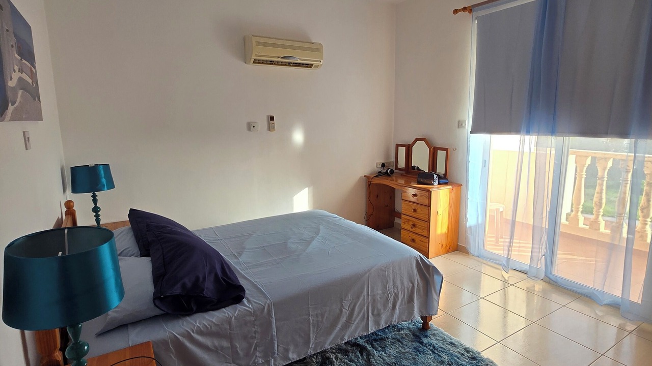 Photo of Bedroom in Peyia Town