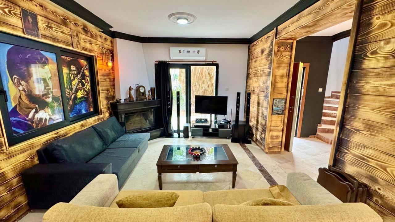 Photo of Livingroom in Kyrenia