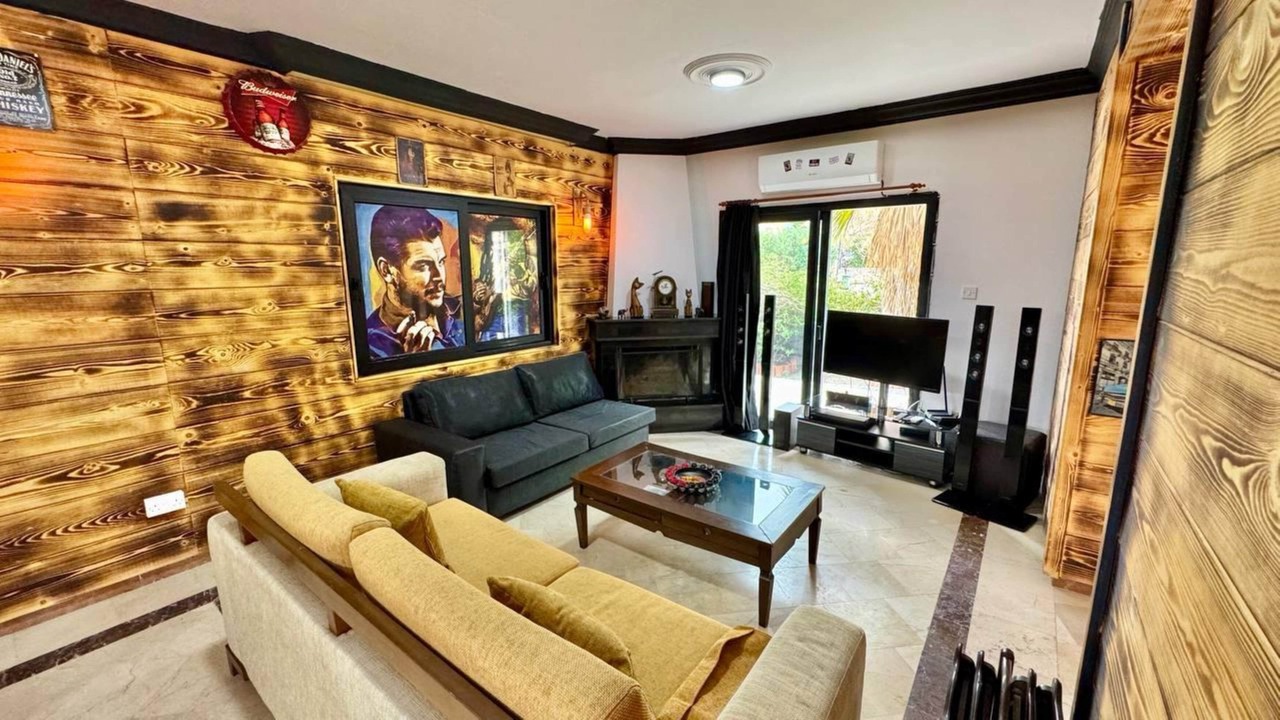 Photo of Livingroom in Kyrenia