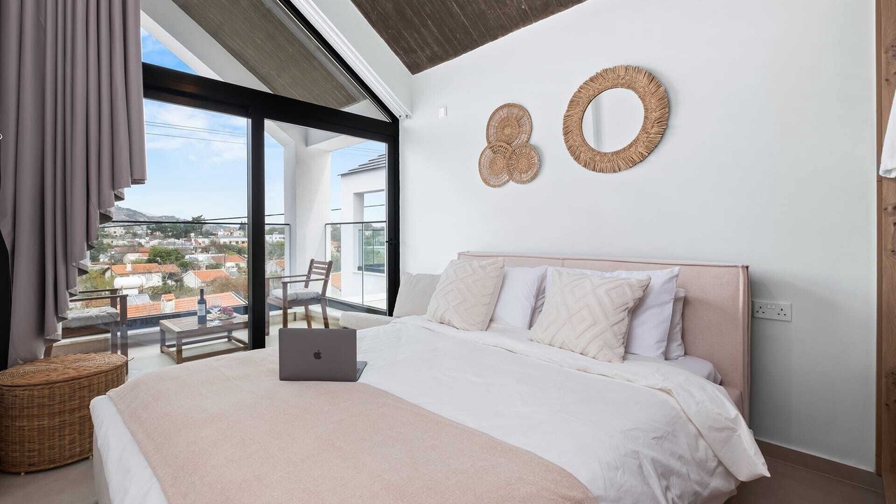 Photo of Bedroom in Vasa Koilaniou