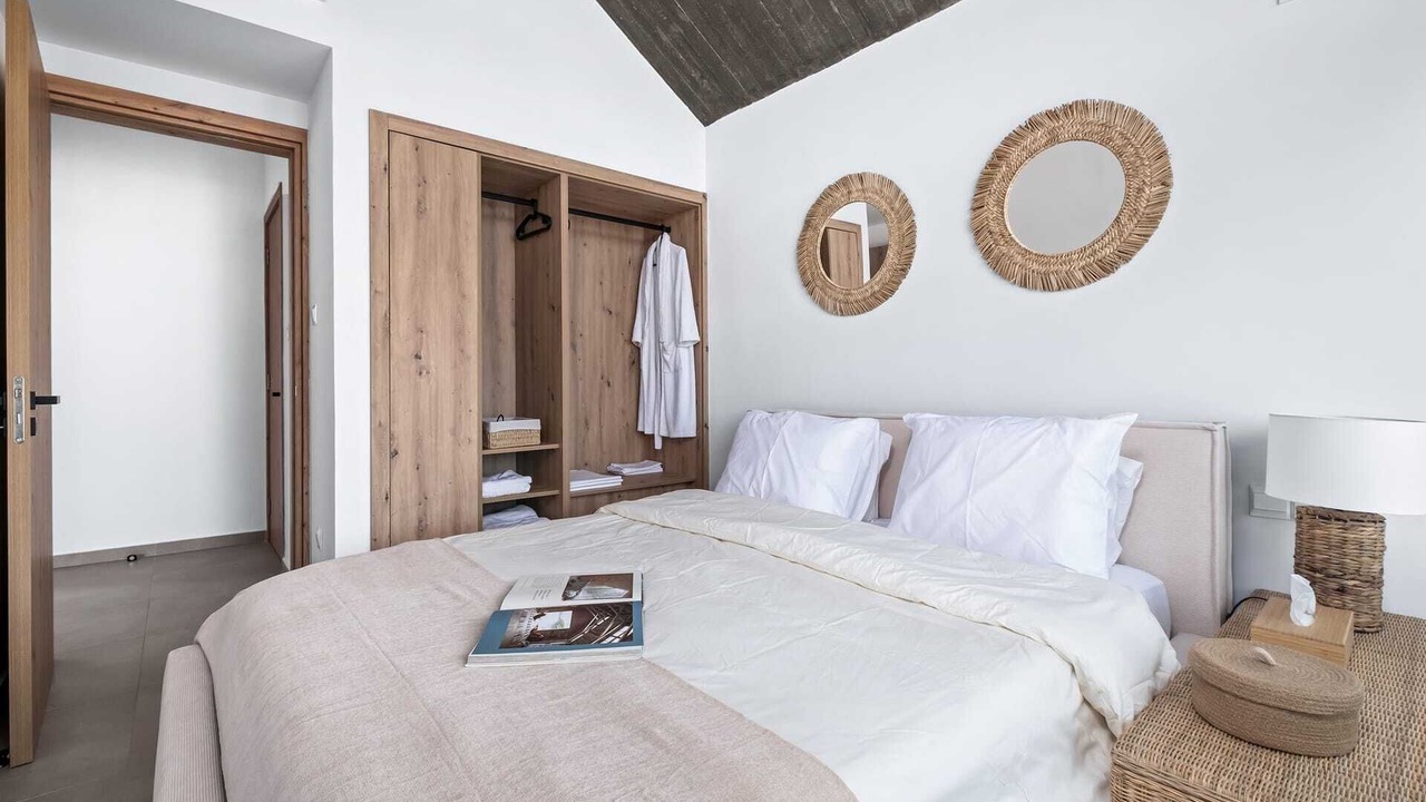 Photo of Bedroom in Vasa Koilaniou