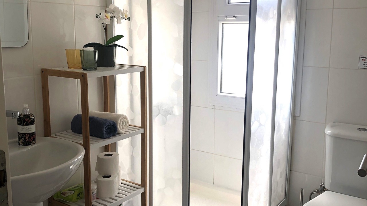 Photo of Bathroom in Kyrenia