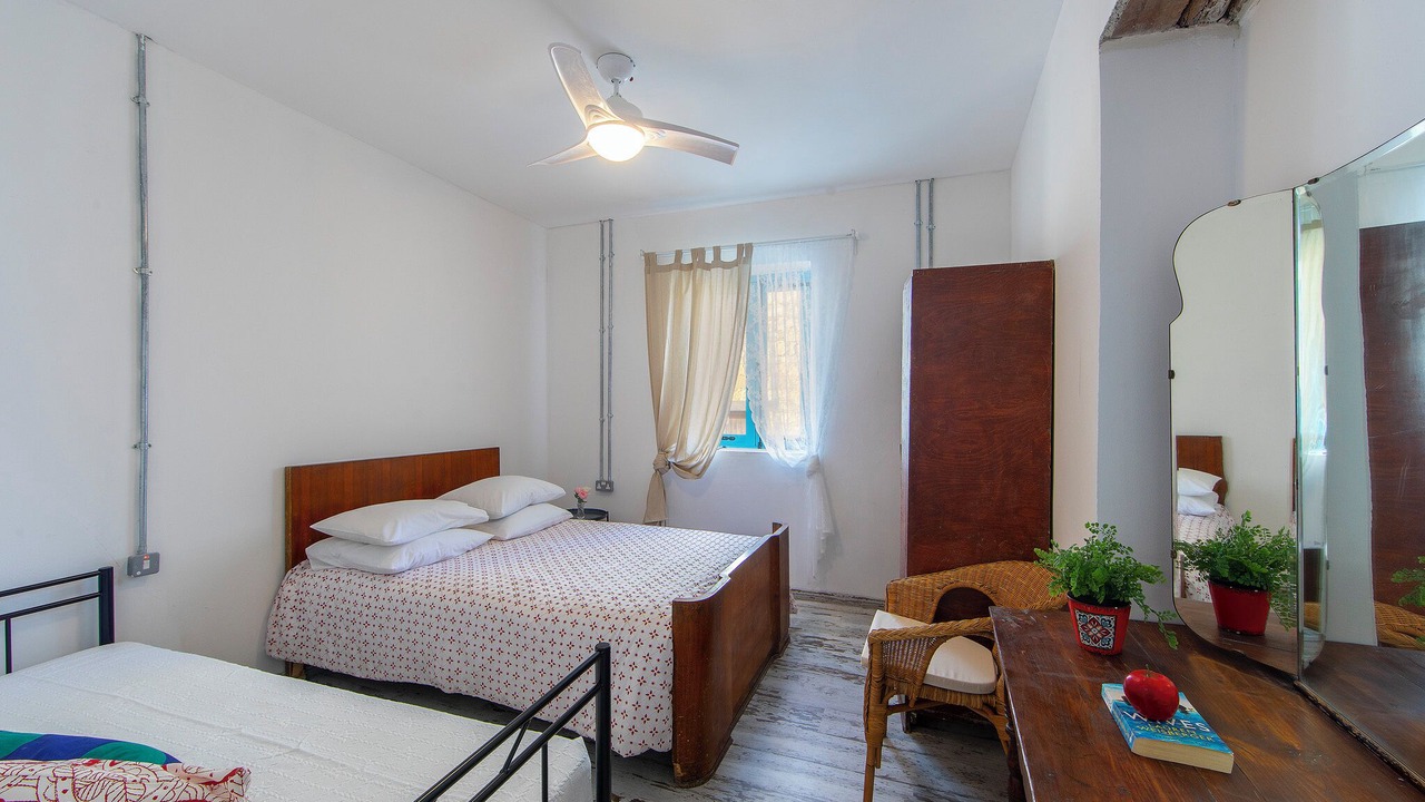 Photo of Bedroom in Arodes