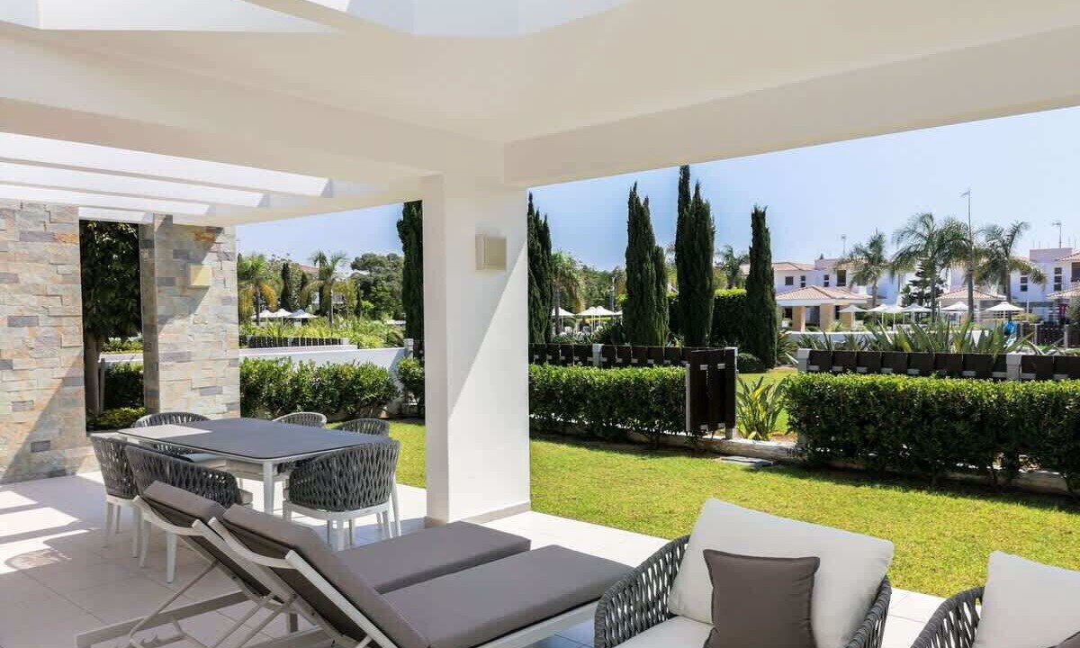 Photo of Outdoor in Mazotos