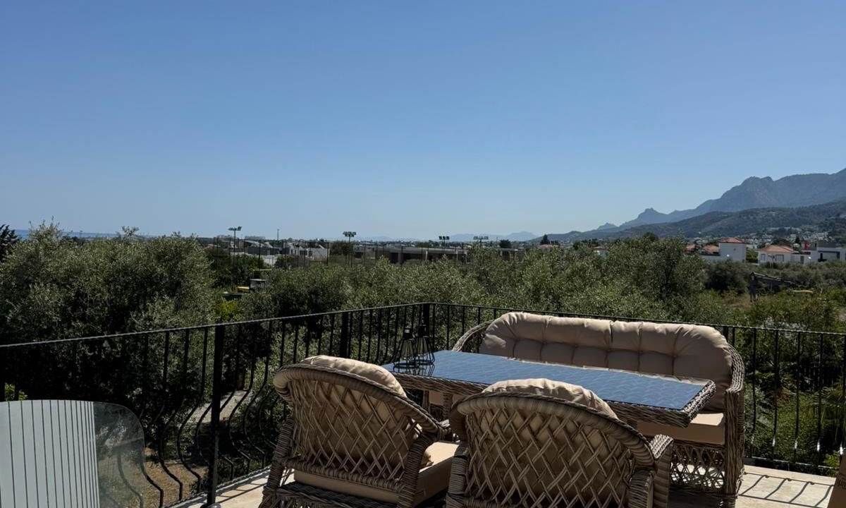 Photo of Patio Balcony in Karavas