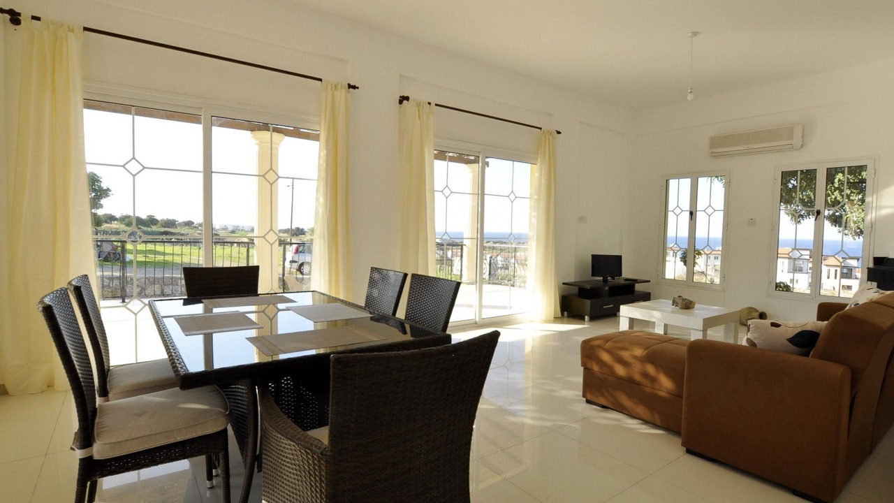 Photo of Livingroom in Bahceli