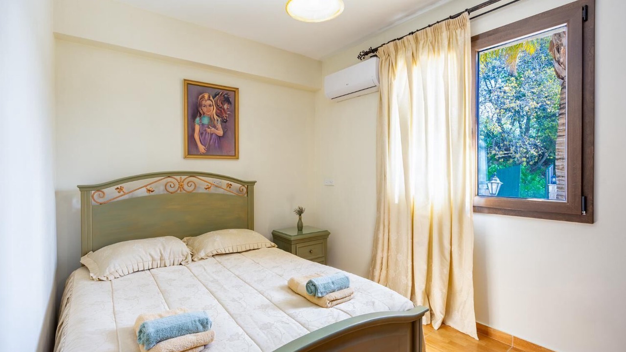 Photo of Bedroom in Simou