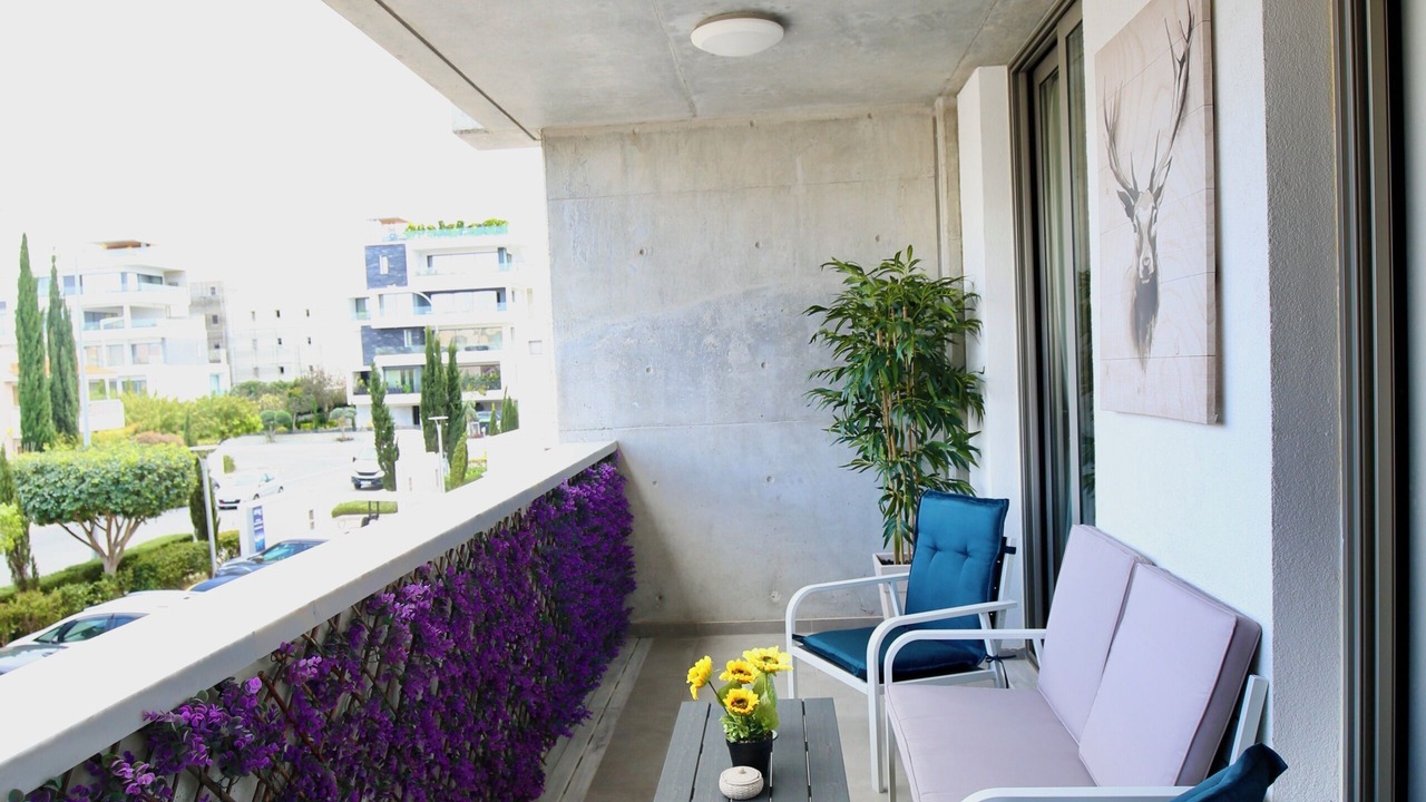 Photo of Patio Balcony in Universal