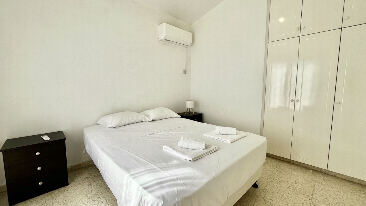 Photo of Bedroom in Pervolia